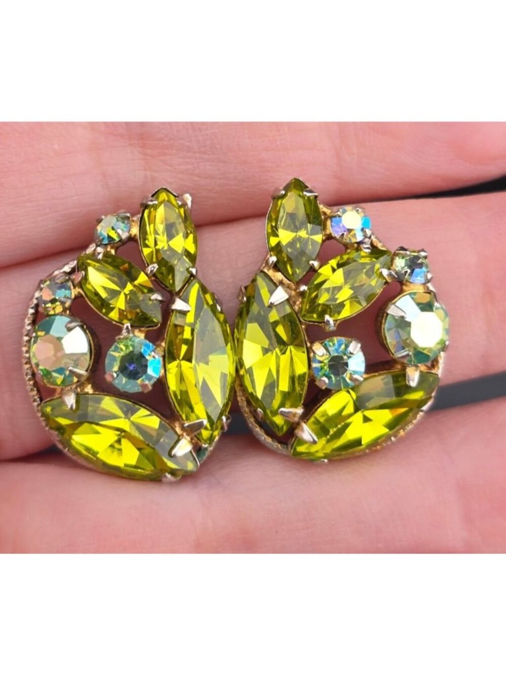Vintage Green Art Glass & Aurora Borealis Rhinestone Clip-On Earrings